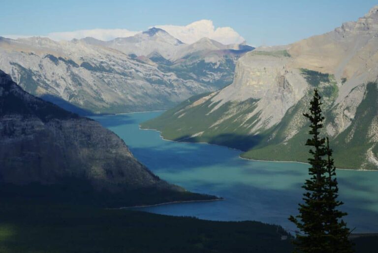 Lake Minnewanka