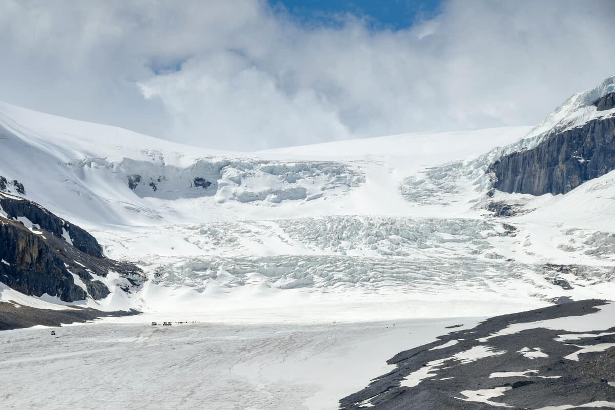 Athabasca Glacier: Wonder of Ice along the Icefields Parkway – Park Pilgrim