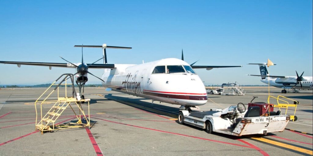 A private het is being prepared for its flight